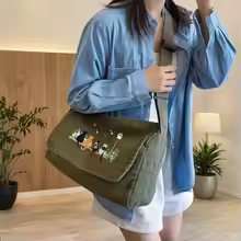 Women’s Retro Four Cats Pattern Crossbody Bag – Large-Capacity Travel & Laptop Shoulder Bag